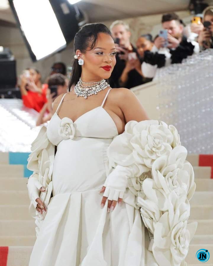 Rihanna prefers her second pregnancy over the first one - JustNaija